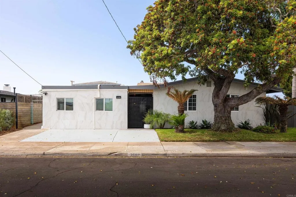 https://cdn.realtyfeed.com/cdn/127/307080557/aa5d2917c51260a6449341c1b44e5b96.webp