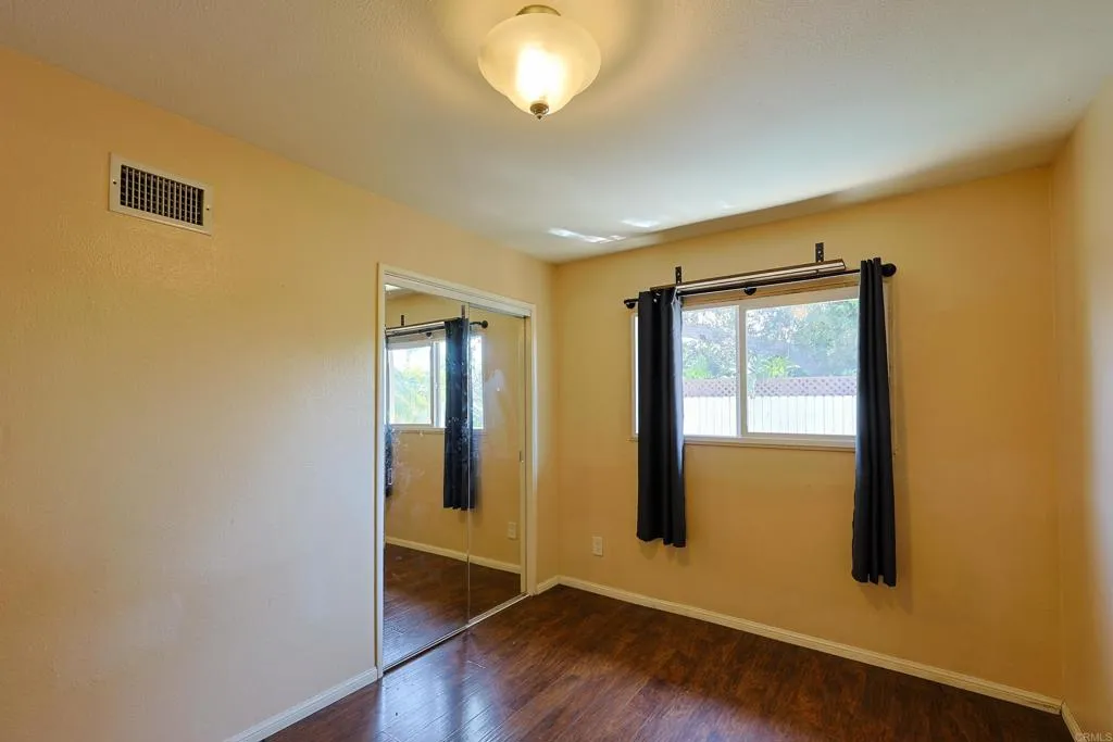 https://cdn.realtyfeed.com/cdn/127/307080586/1a9a1fb9fc77b77344eda04b8f68da1c.webp