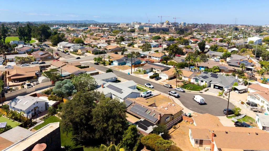 https://cdn.realtyfeed.com/cdn/127/307080586/7003f8ef29274331ce6c5104ec11e4b2.webp