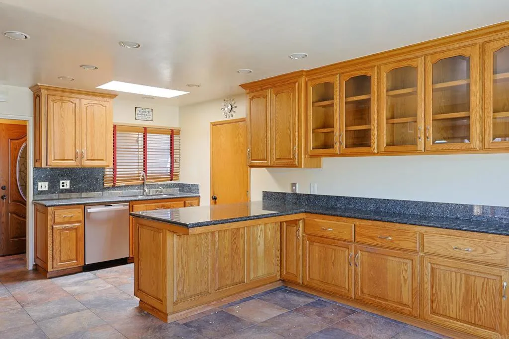 https://cdn.realtyfeed.com/cdn/127/307080586/b3460732dbe84291435072df17d4d285.webp