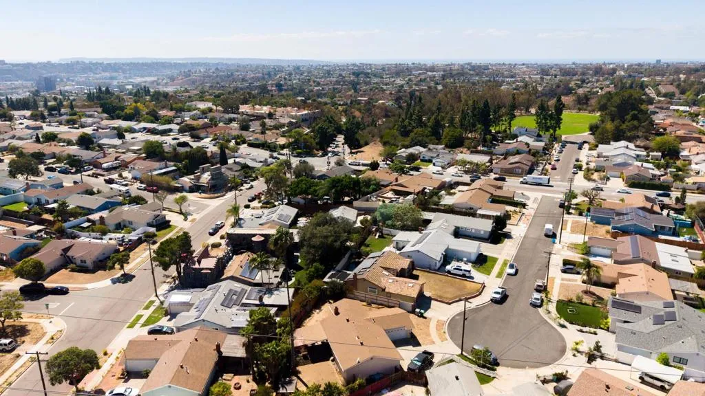 https://cdn.realtyfeed.com/cdn/127/307080586/c0659c3d1354543a49f32f82b65cb371.webp