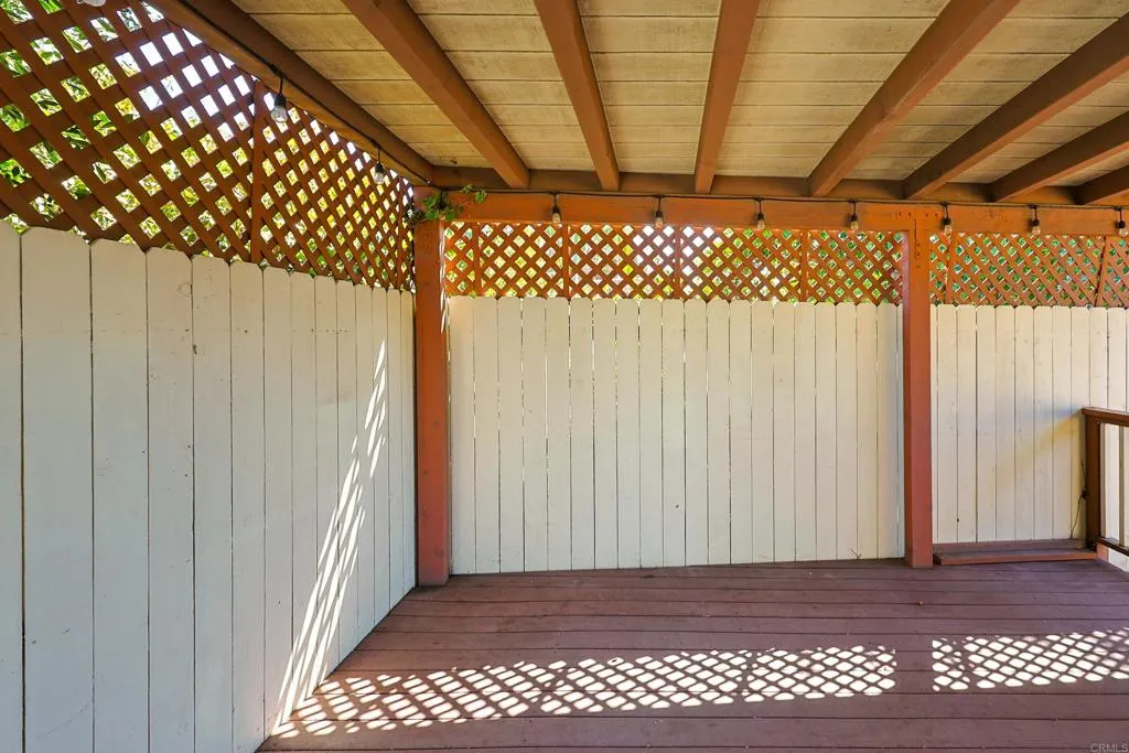 https://cdn.realtyfeed.com/cdn/127/307080586/cf406981b031e50d712064c0651afafb.webp