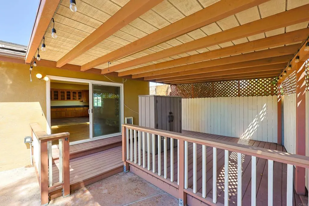 https://cdn.realtyfeed.com/cdn/127/307080586/f64a09bb0039bef905113b1709c04eab.webp