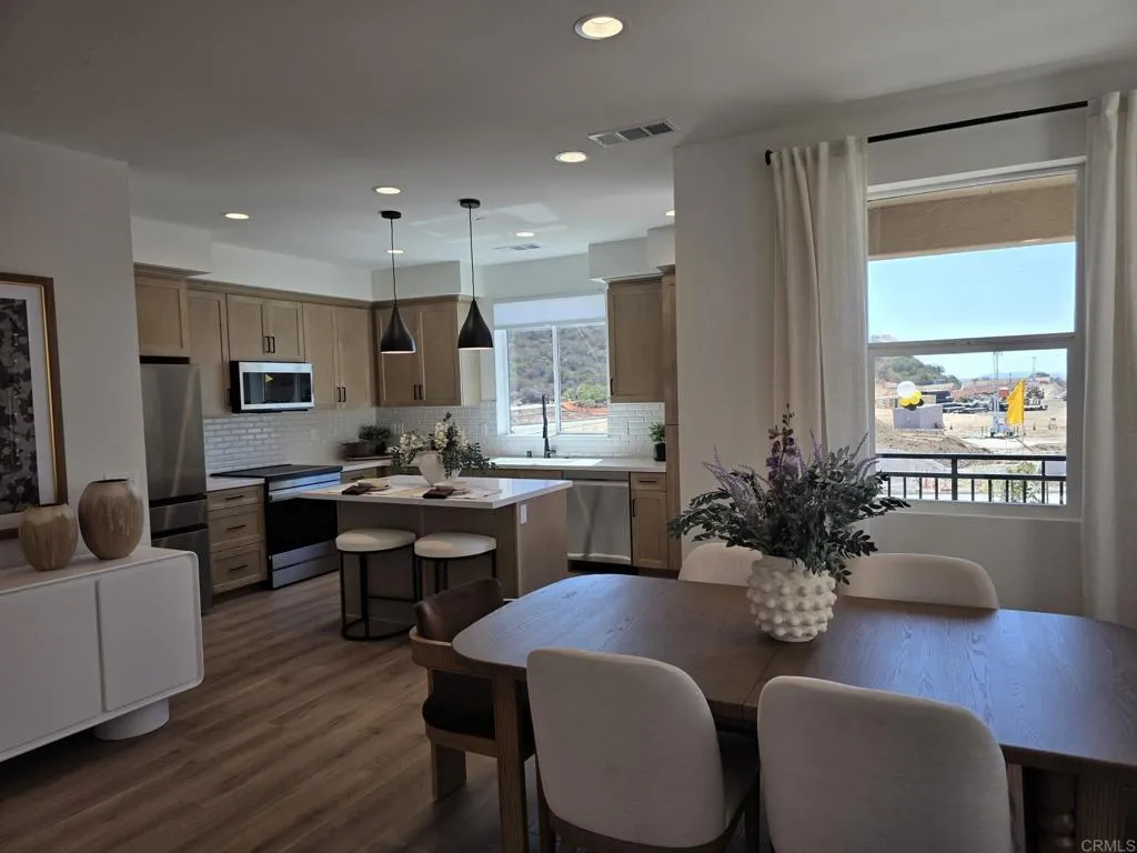 2607 Radiant, Escondido, CA 92026 - Photo 5 of 10, Escondido, CA