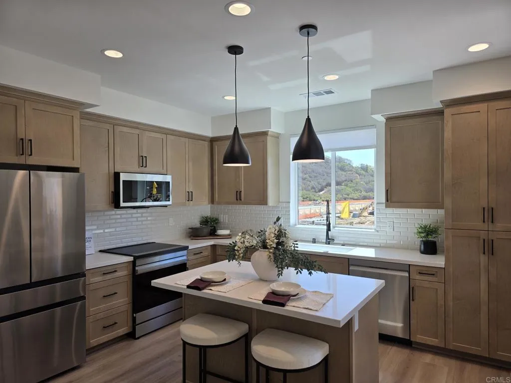 2607 Radiant, Escondido, CA 92026 - Photo 2 of 10, Escondido, CA