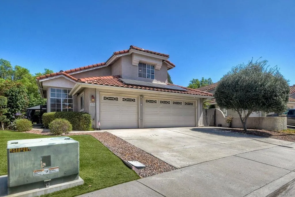 2176 Splendorwood Place, Escondido, CA 92026 - Photo 2 of 46, Escondido, CA
