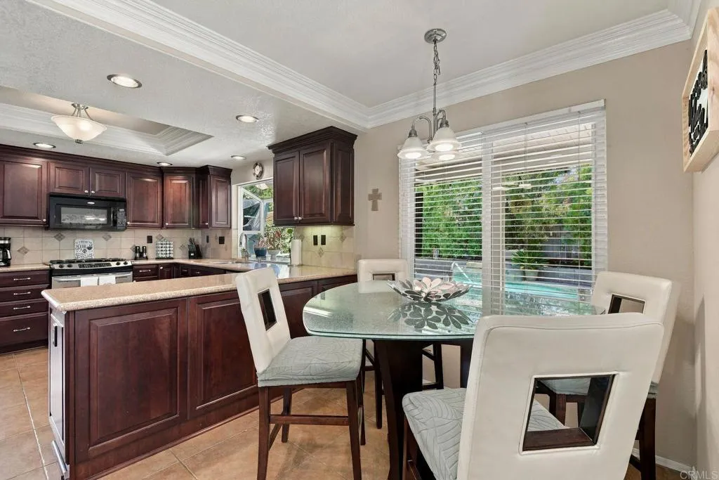 https://cdn.realtyfeed.com/cdn/127/307080705/cef0e9c6a47e6d9436fba069e5f5d7c5.webp