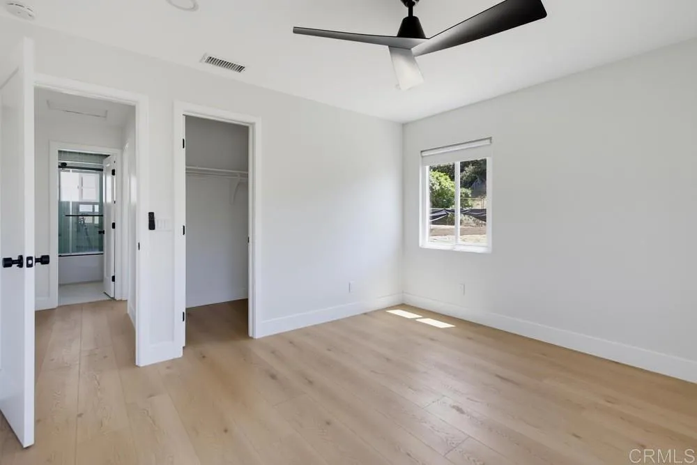 https://cdn.realtyfeed.com/cdn/127/307080706/1cfb995529aebbcedd6cdd4541b59787.webp