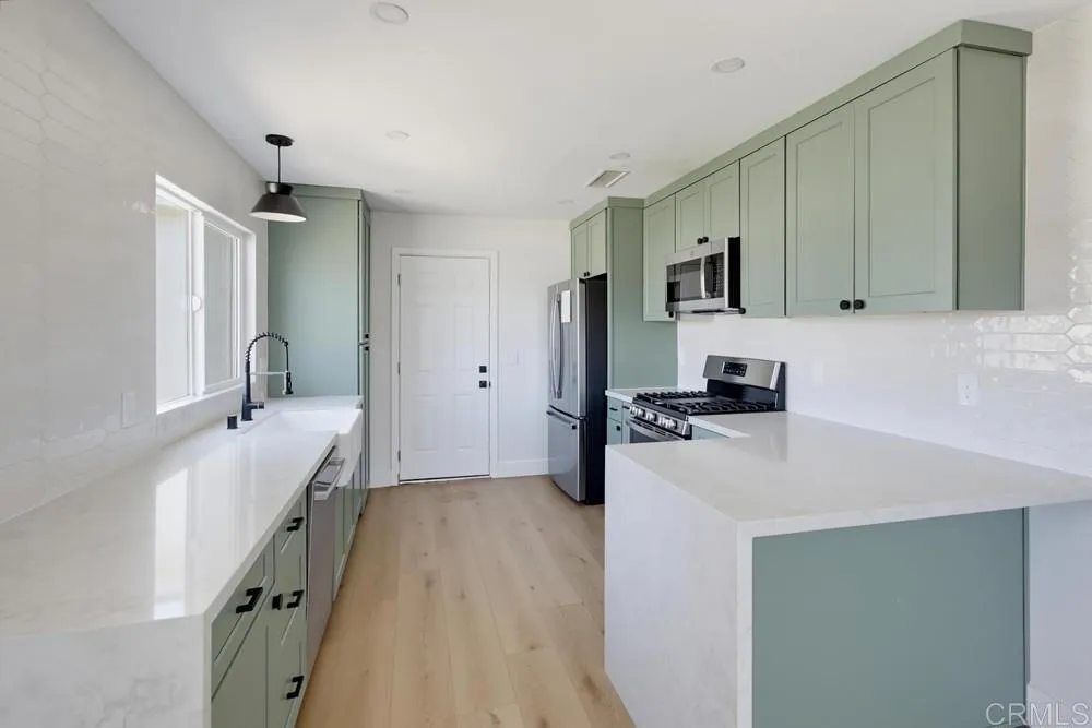 https://cdn.realtyfeed.com/cdn/127/307080706/97c78820fadca215d068f9f57caadef2.webp