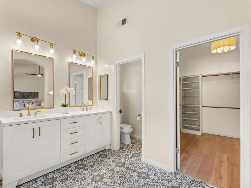 https://cdn.realtyfeed.com/cdn/127/307080735/3737570694388df1c27deaecdc179ab4.webp