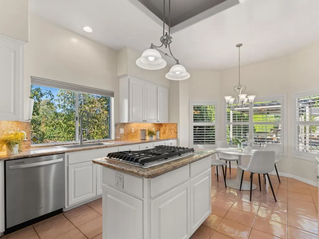 https://cdn.realtyfeed.com/cdn/127/307080735/50766f35132f5402ac778daabadc2694.webp