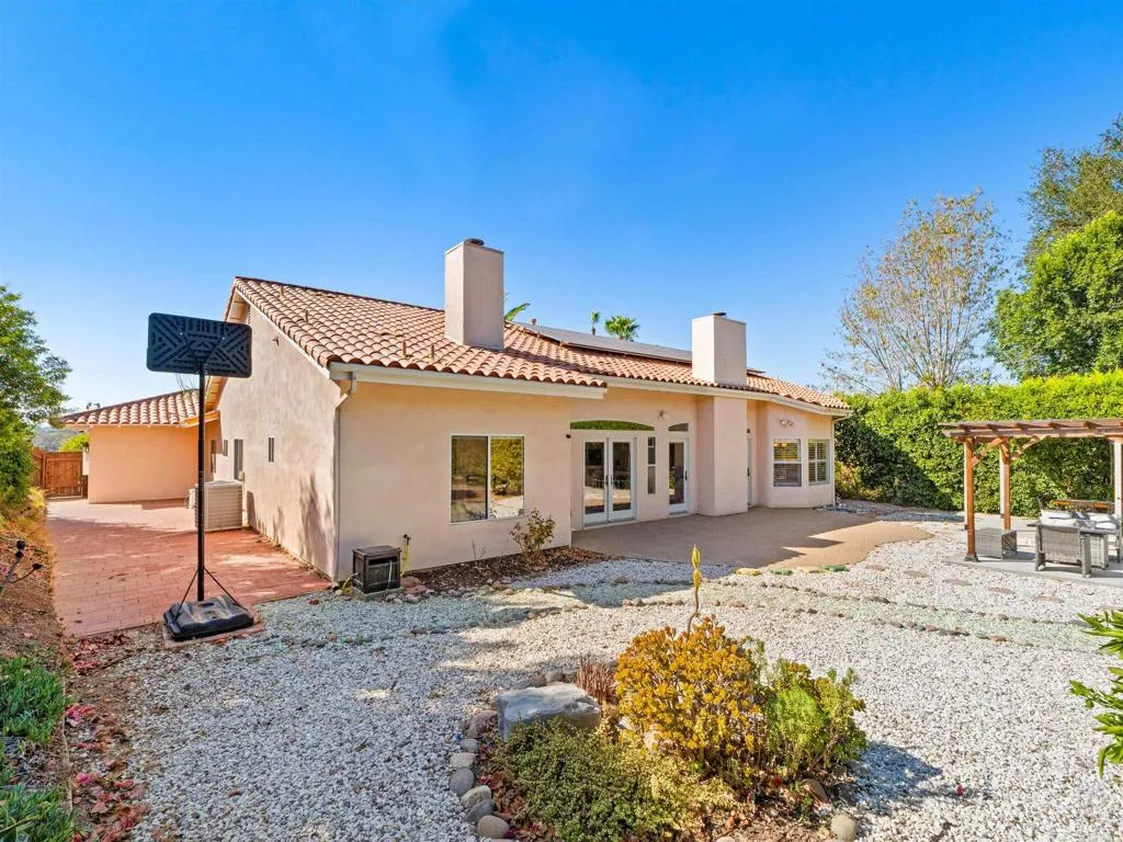 https://cdn.realtyfeed.com/cdn/127/307080735/67286667e3b8d8dbfc80fb02b94dc016.webp
