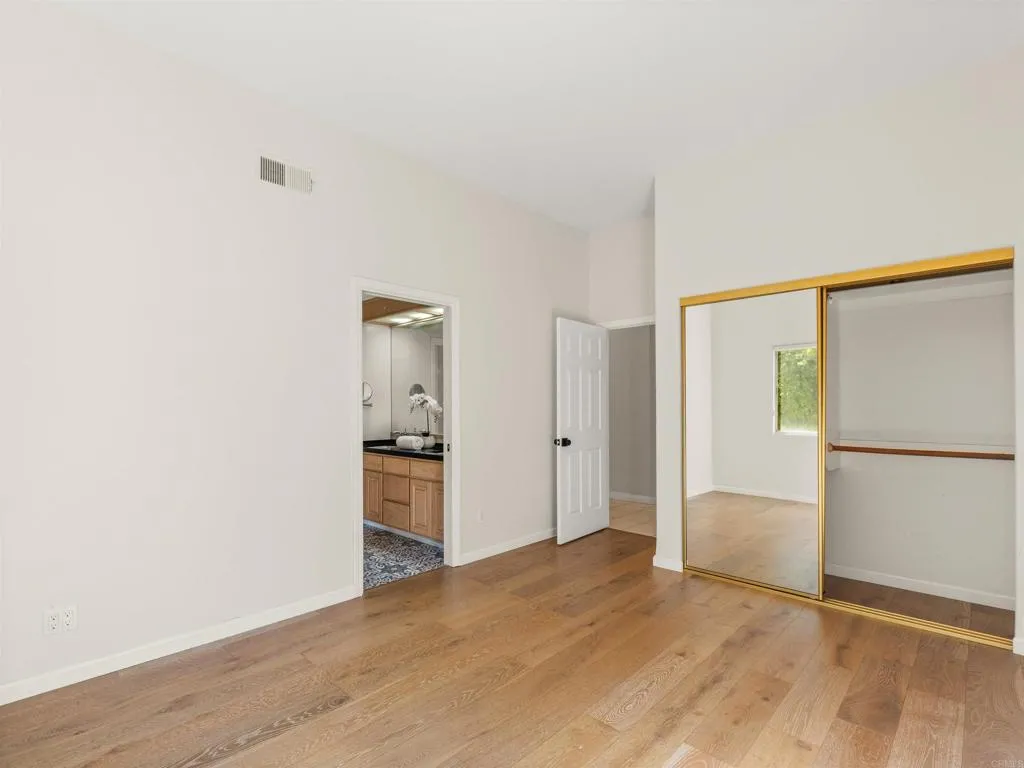 https://cdn.realtyfeed.com/cdn/127/307080735/b021b1783f31b7e1196a79527eb13ab8.webp