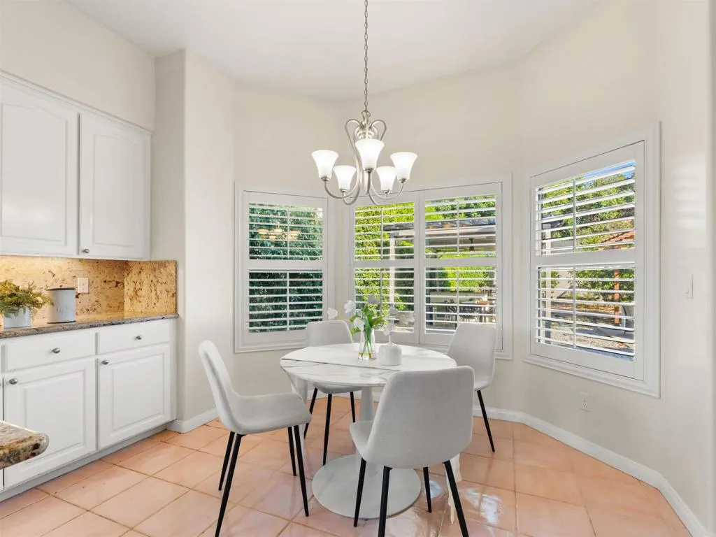 https://cdn.realtyfeed.com/cdn/127/307080735/bbea4e8e2c6f610ed9569db6f60191cf.webp