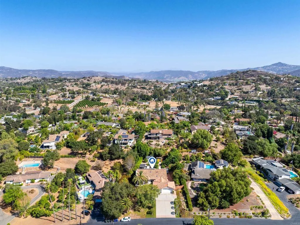 https://cdn.realtyfeed.com/cdn/127/307080735/e999fd8ae37aa0ee0f909031cbe55eeb.webp