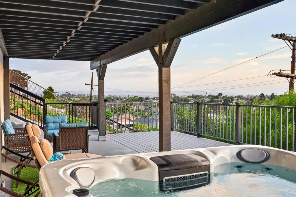 https://cdn.realtyfeed.com/cdn/127/307080823/0b236e2da157b660a9bfa21043d56ccd.webp