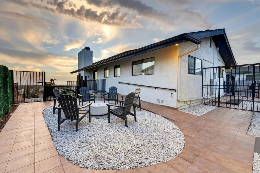 https://cdn.realtyfeed.com/cdn/127/307080823/471a2573dfb2cbacc1567684ec673a56.webp