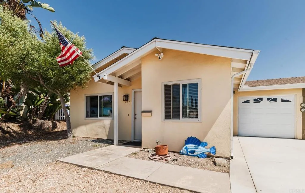 219 Gloxina Street, Encinitas, CA 92024 - Photo 4 of 32, Encinitas, CA
