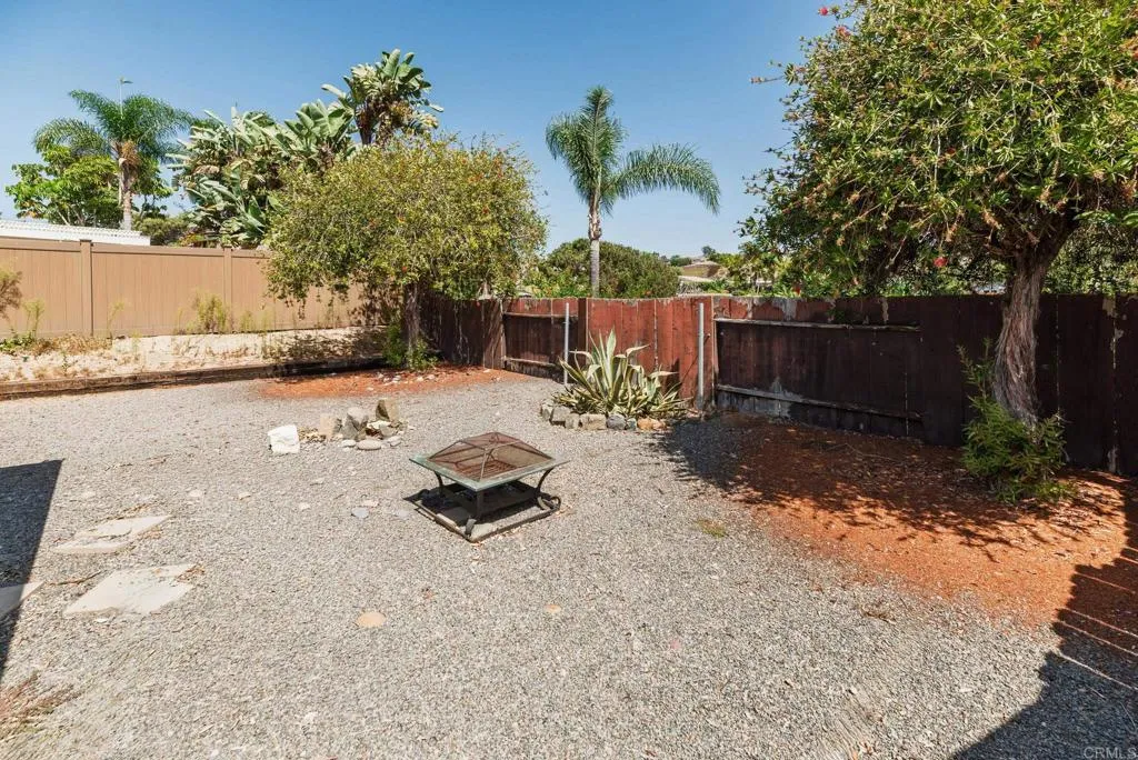https://cdn.realtyfeed.com/cdn/127/307080846/76640610c7b7cf3d7fe103baecba9e89.webp