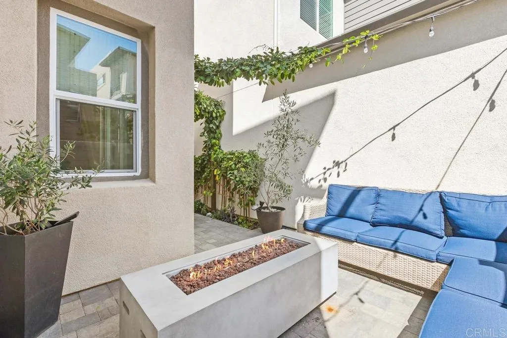 https://cdn.realtyfeed.com/cdn/127/307080928/4efcb7603036534b851e51cf2760cd60.webp