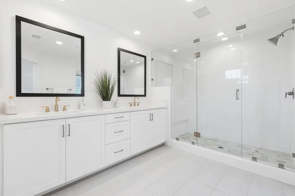 https://cdn.realtyfeed.com/cdn/127/307080928/6f68b1171d49f0f7b7d5bcf53c267728.webp