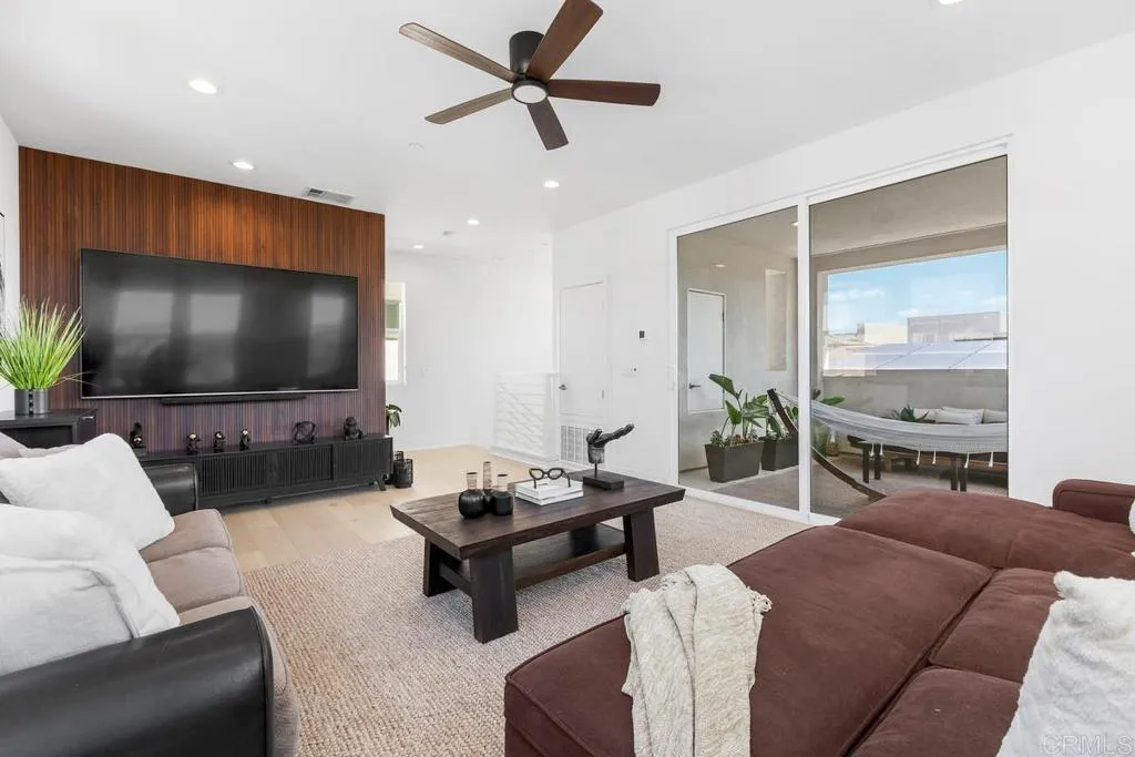 https://cdn.realtyfeed.com/cdn/127/307080928/8848c37be08b6a453a13b1bcb56a73dc.webp