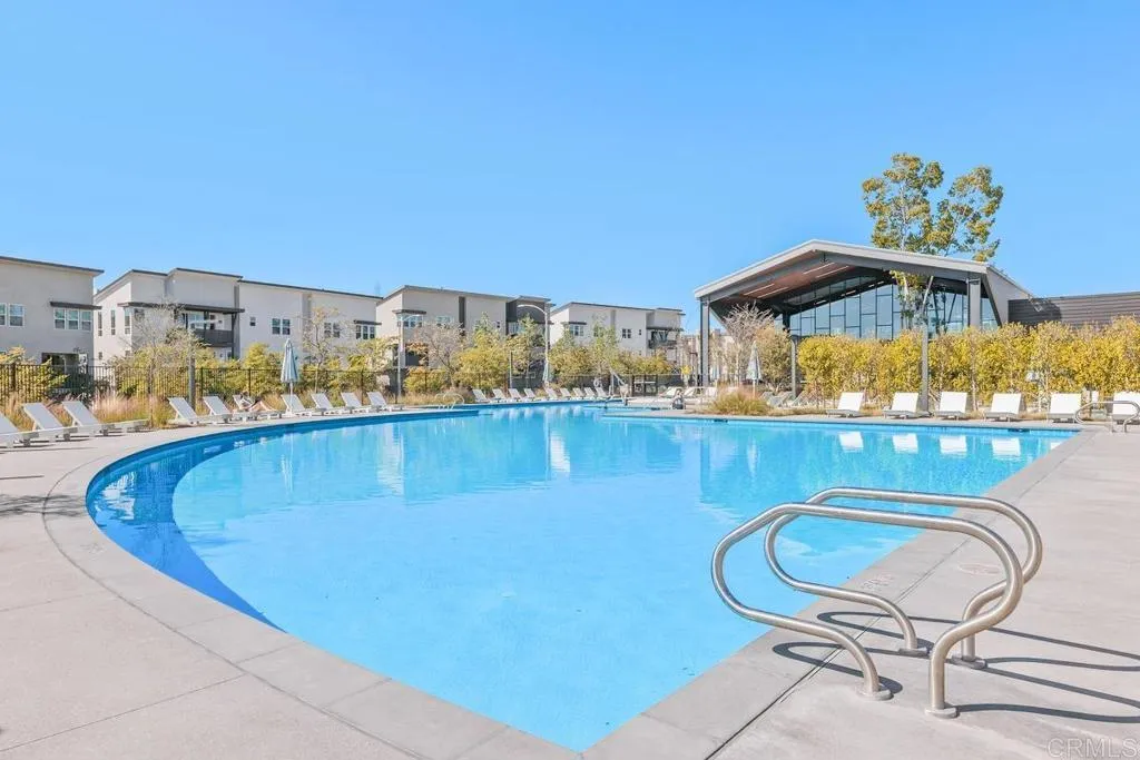 https://cdn.realtyfeed.com/cdn/127/307080928/9faad2f4a908aefe682c3d62742132a7.webp