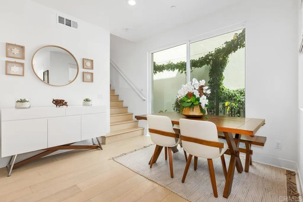 https://cdn.realtyfeed.com/cdn/127/307080928/a51838a9f3307c0766f8bf09650d60db.webp