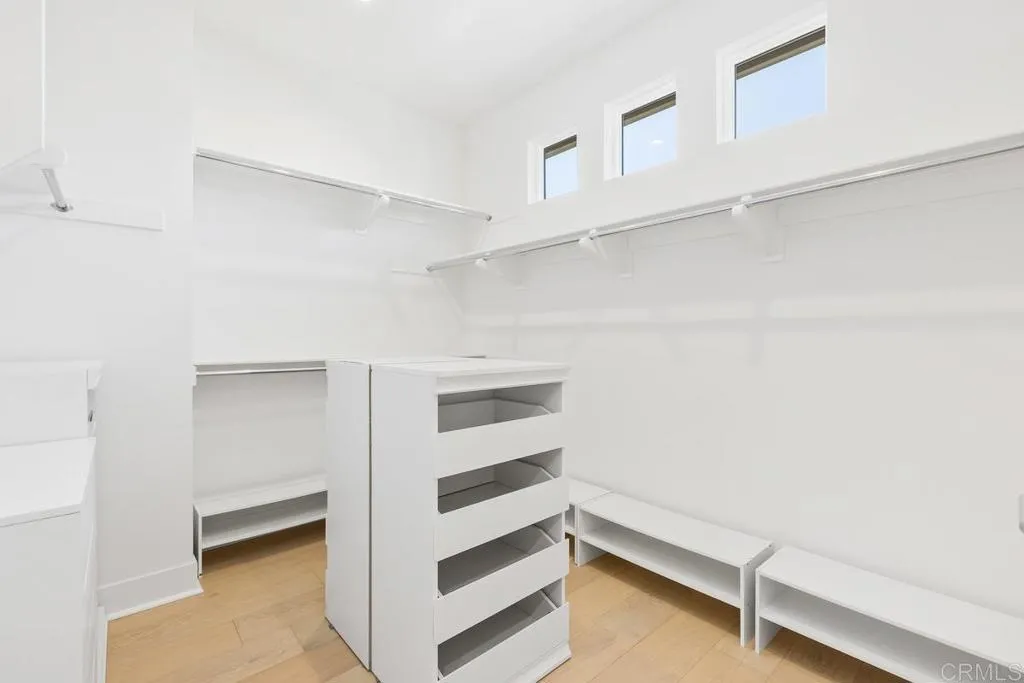 https://cdn.realtyfeed.com/cdn/127/307080928/f81f0c7abe95e5528160d9c7b06bb814.webp