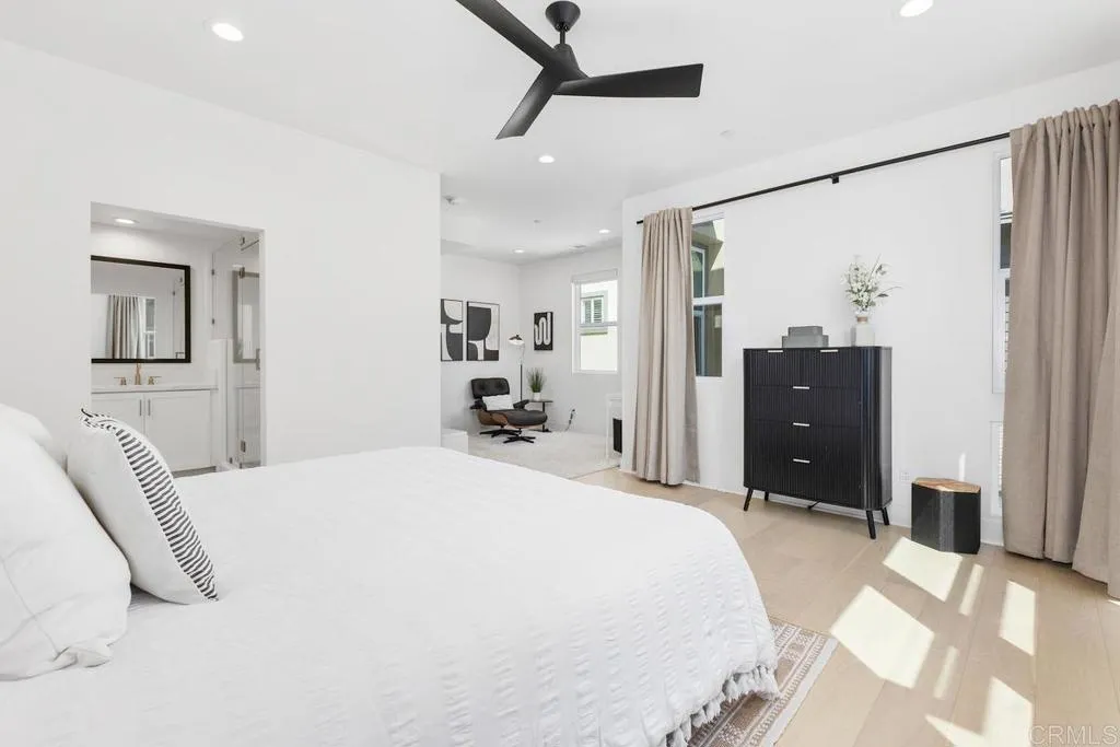 https://cdn.realtyfeed.com/cdn/127/307080928/f88e4f21419a33cf131726dad40f7241.webp