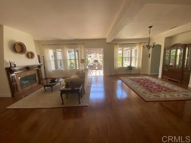 https://cdn.realtyfeed.com/cdn/127/307080956/c3cd12aefa0c935179d4de12c88cc7c4.webp
