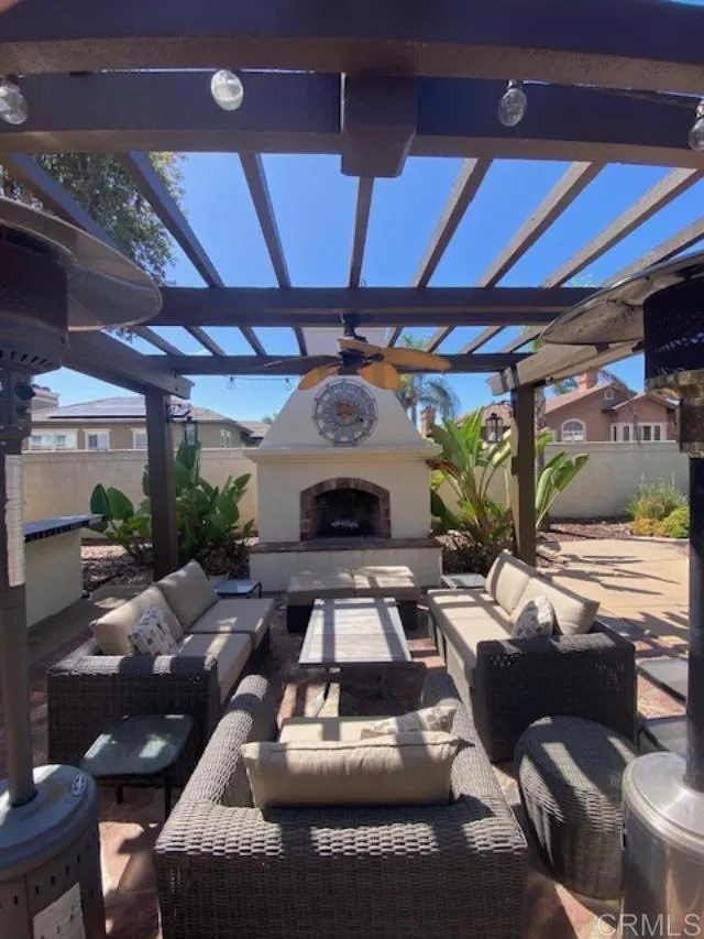 https://cdn.realtyfeed.com/cdn/127/307080956/f87b170d2e171d0cb40c63a65b8f831e.webp