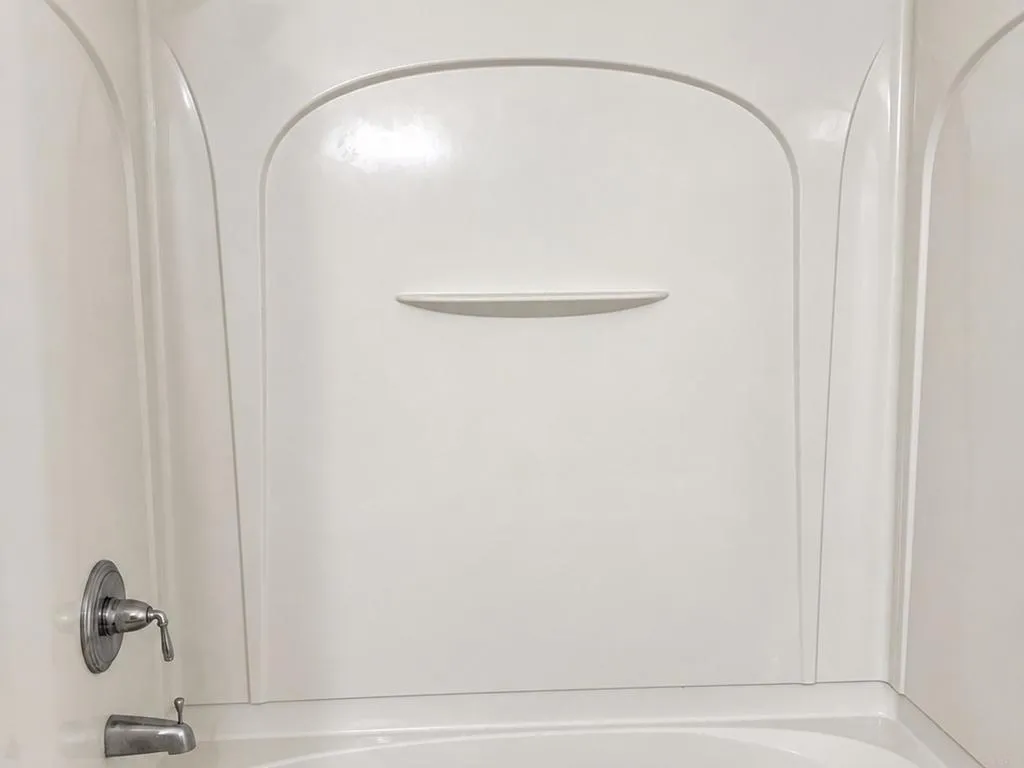 https://cdn.realtyfeed.com/cdn/127/307080958/7bc5bbb8243a1c9d9863451b9725a2f6.webp
