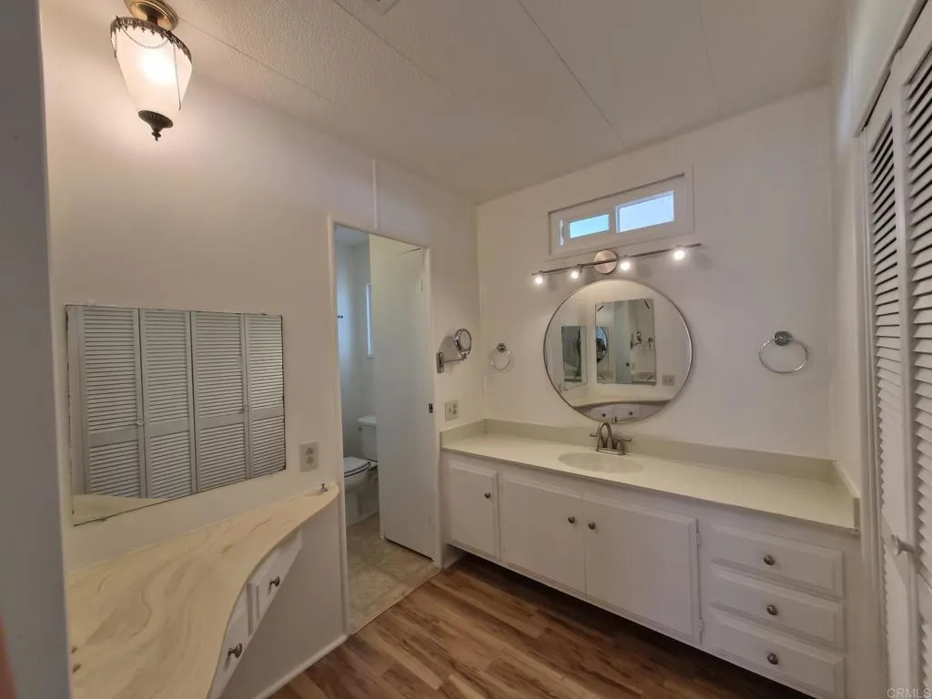 https://cdn.realtyfeed.com/cdn/127/307081064/0788cb94983d8bc7a2f41315b36cee63.webp