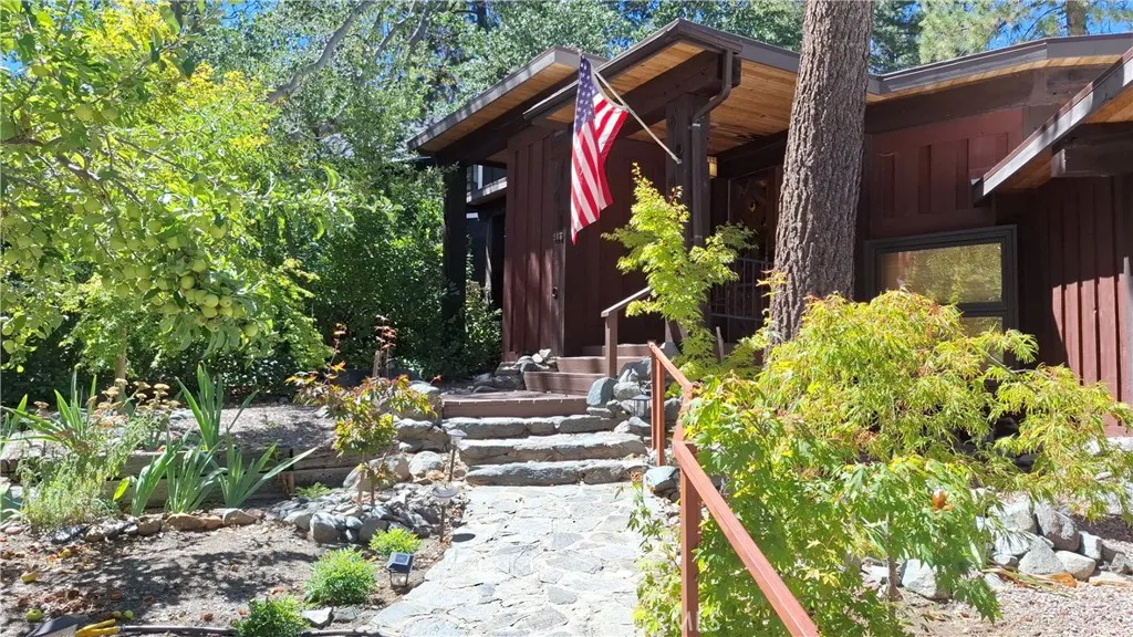 Wrightwood, CA 92397