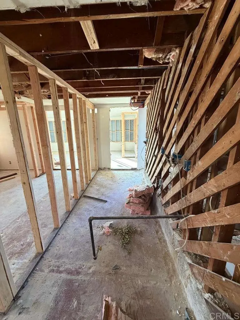 https://cdn.realtyfeed.com/cdn/127/307081145/0c448ec30f874ef70bee810063b3b8c4.webp