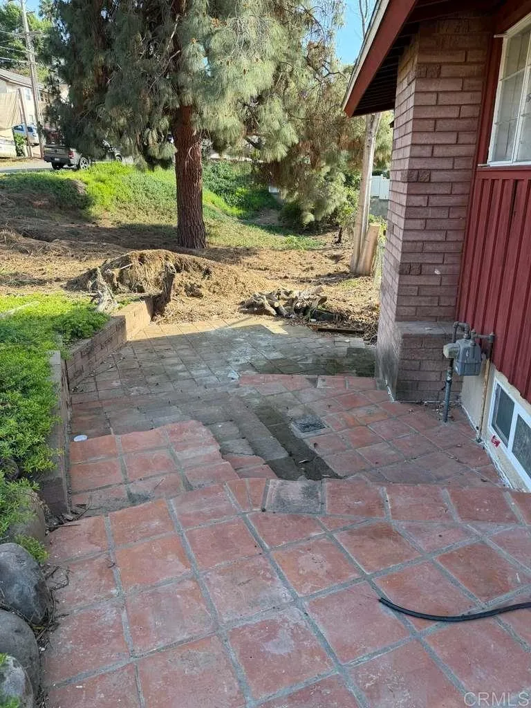 https://cdn.realtyfeed.com/cdn/127/307081145/a75b122c6de53c46a08835298fda0b7f.webp