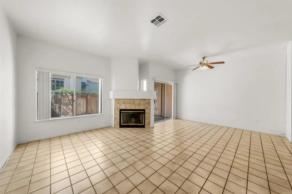 https://cdn.realtyfeed.com/cdn/127/307081231/0055fe4505b32bee19e9f06b43b500cc.webp