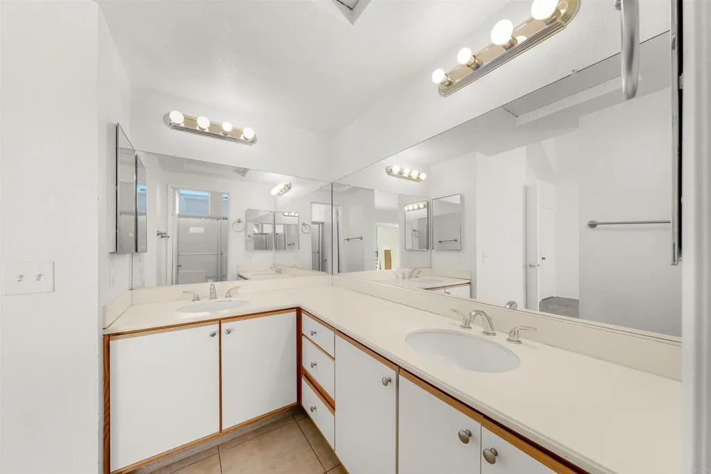 https://cdn.realtyfeed.com/cdn/127/307081231/11b15af1401d62da1d5dc840cbbeae10.webp
