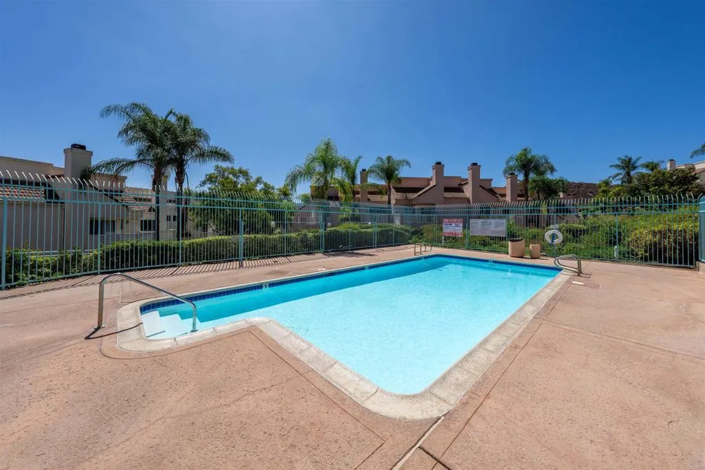 https://cdn.realtyfeed.com/cdn/127/307081231/fcb750cea172b01d479e100855a3b58c.webp