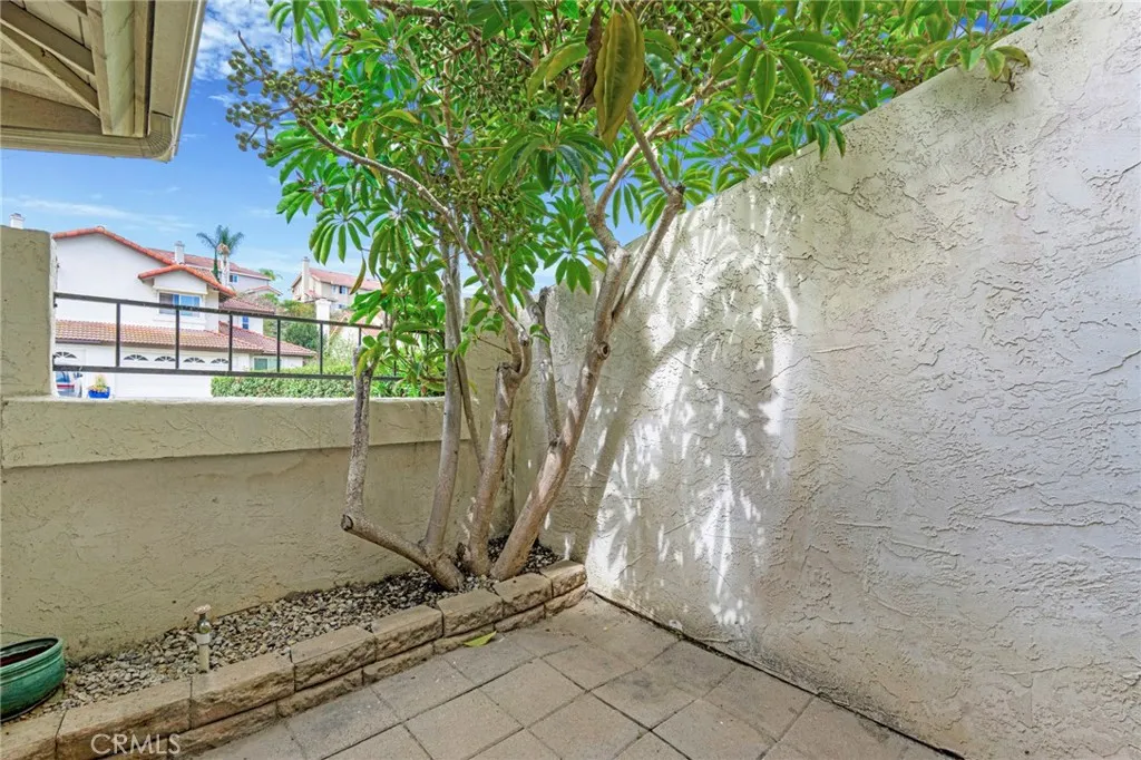 https://cdn.realtyfeed.com/cdn/127/307081248/370631570f90c6319a0858bc6a4bdd95.webp