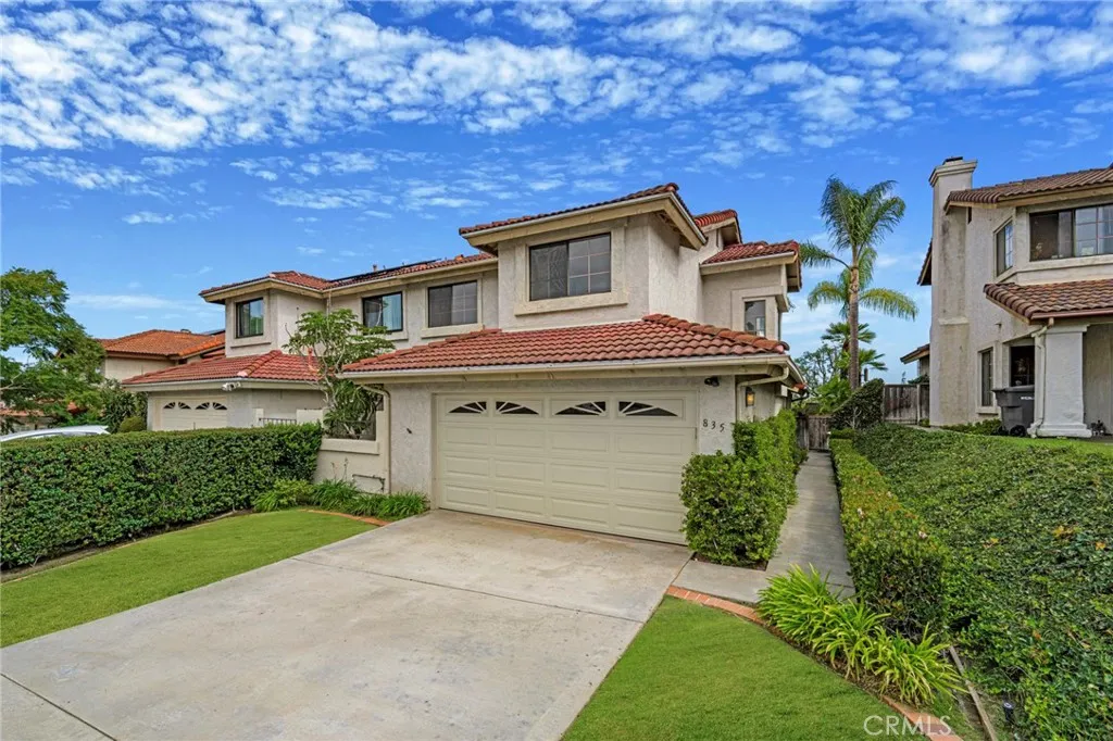 https://cdn.realtyfeed.com/cdn/127/307081248/7db382e4bb43c69b2363eef9ed167cee.webp