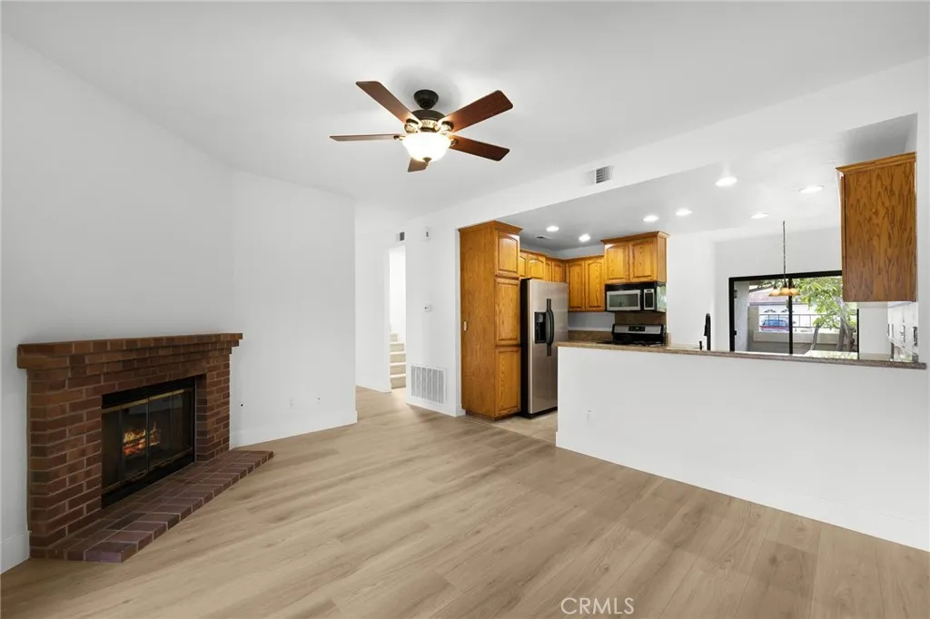 https://cdn.realtyfeed.com/cdn/127/307081248/99bf6781d09b8941dc050b74b01e29f3.webp