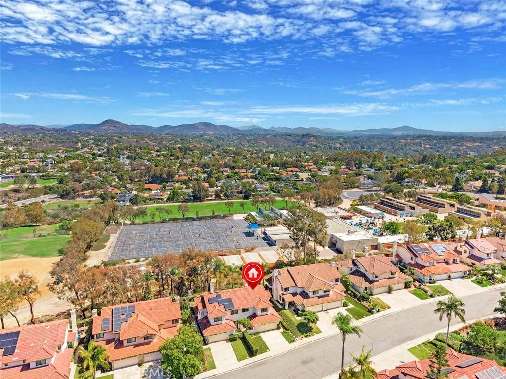 https://cdn.realtyfeed.com/cdn/127/307081248/ca443859e3080c40c76072b49ca40541.webp