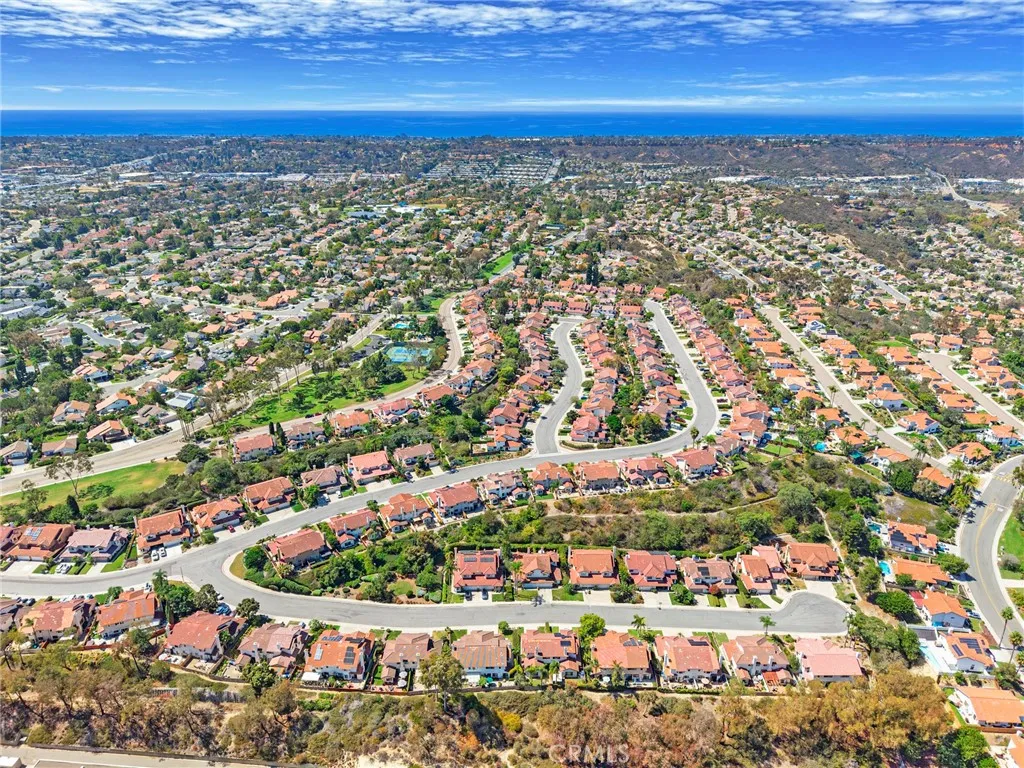 https://cdn.realtyfeed.com/cdn/127/307081248/d800d1331db9dc44a28ccd0c03f97717.webp