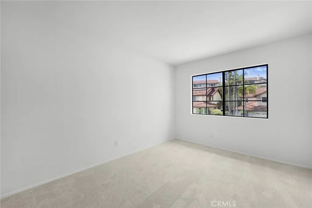 https://cdn.realtyfeed.com/cdn/127/307081248/dda2ecdc18932ecfcd5962ce059130e1.webp