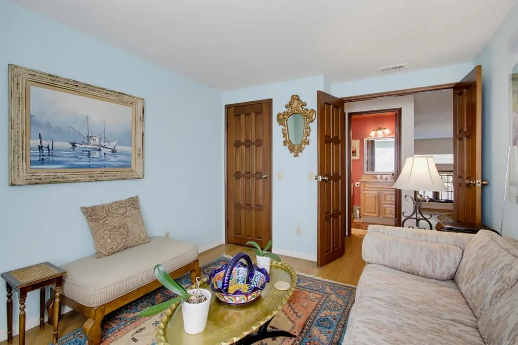 https://cdn.realtyfeed.com/cdn/127/307081317/1fd4cbf4505e41a2a97c10b50a325b87.webp