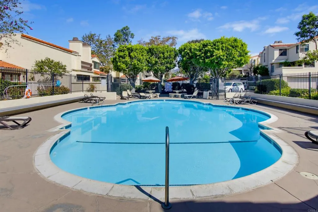 https://cdn.realtyfeed.com/cdn/127/307081317/3938cc954bed078f73abc17aa08eba34.webp