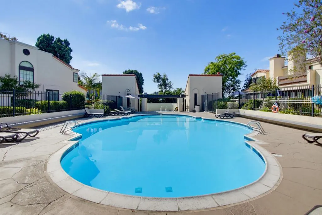 https://cdn.realtyfeed.com/cdn/127/307081317/cbcda98b48cc43c310a350f0798a7d71.webp