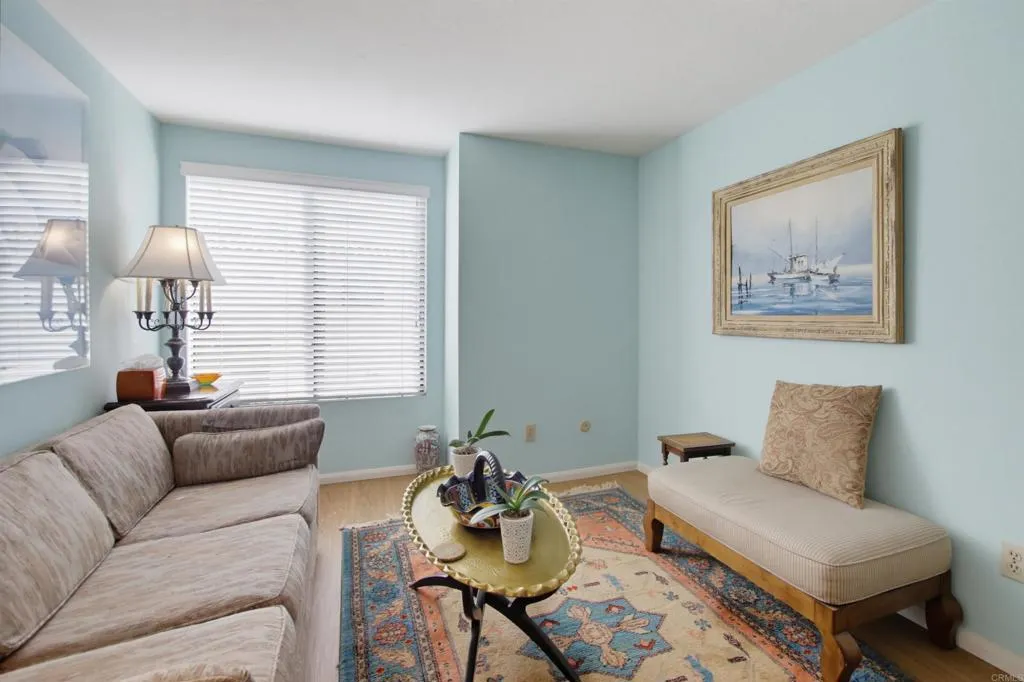 https://cdn.realtyfeed.com/cdn/127/307081317/f9a24f7f90362d502d213c1a184a3ee1.webp